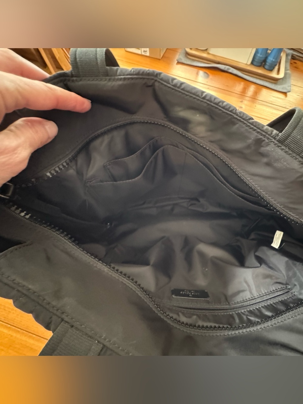 â ď¸Kate Spade Black Quilted Toteâ ď¸ Travel Tote or Diaper Bag - Picture 6 of 16